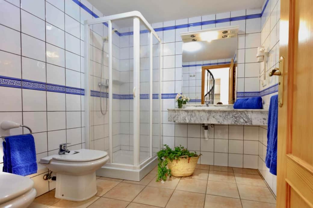 Apartamentos Sa Varadero 3D Vista Mare Laterale Es Pujols Zewnętrze zdjęcie